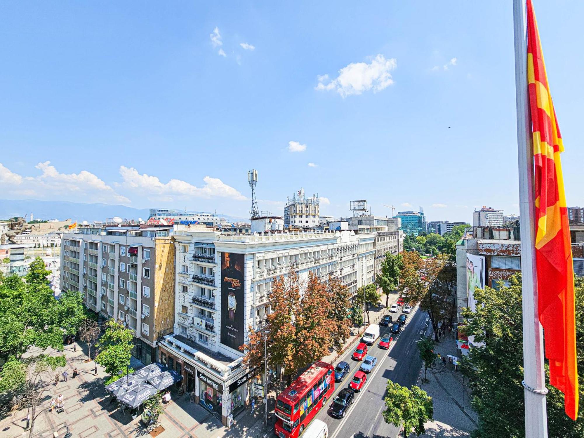 Rooftop Apartment At Mainsquare スコピエ エクステリア 写真