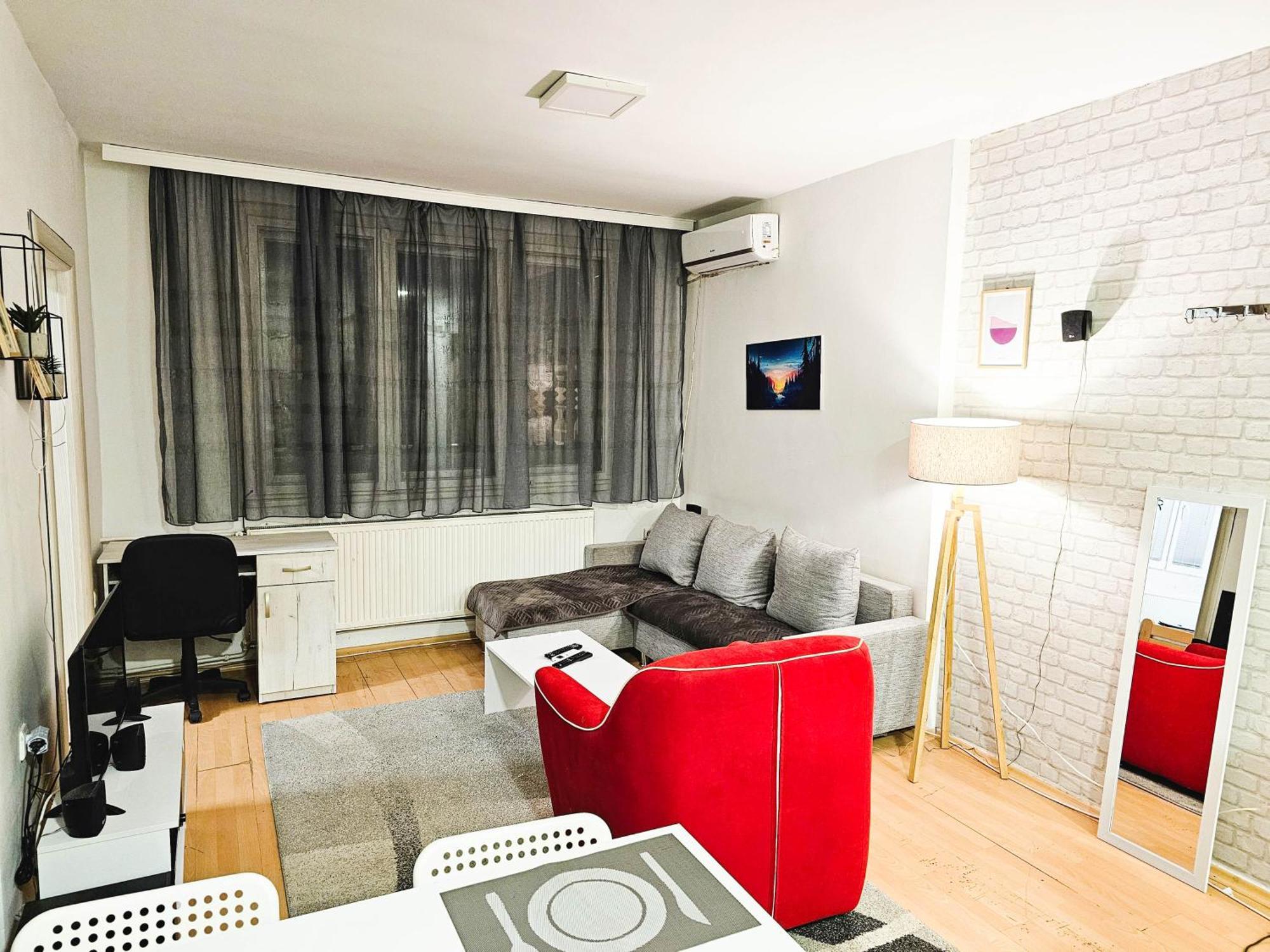 Rooftop Apartment At Mainsquare スコピエ エクステリア 写真