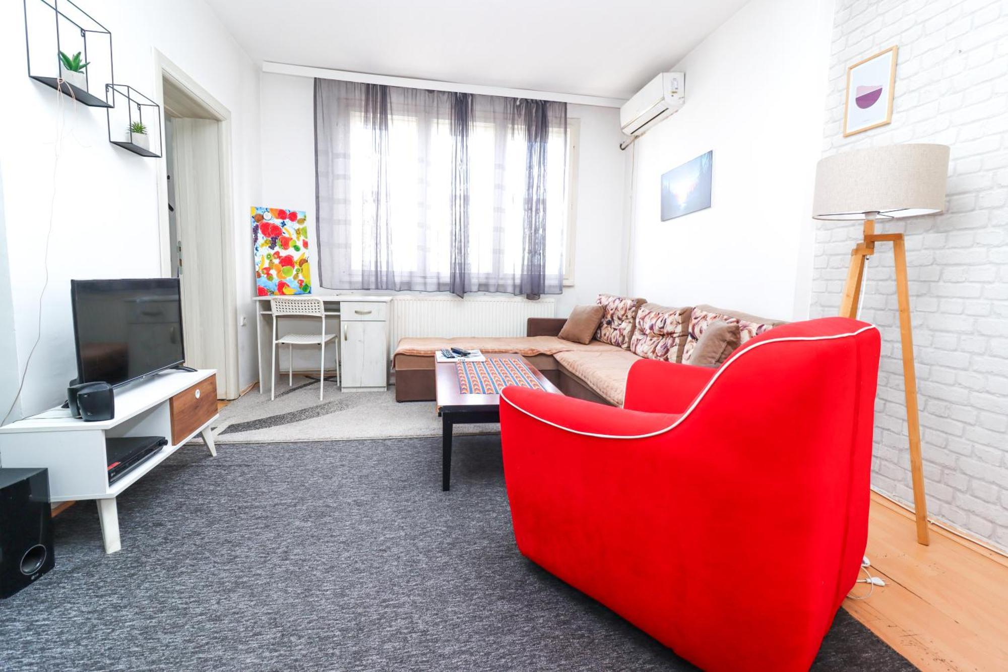 Rooftop Apartment At Mainsquare スコピエ エクステリア 写真