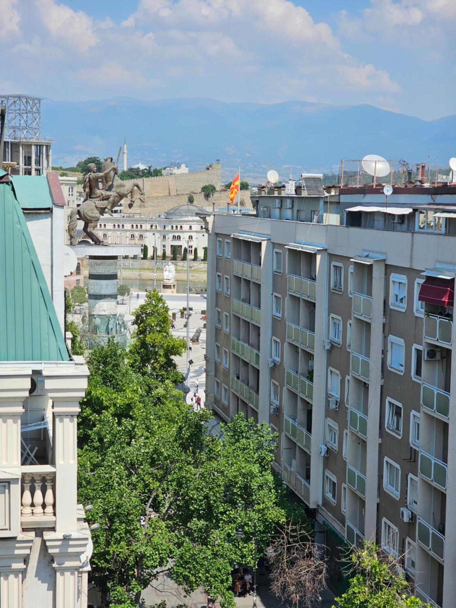Rooftop Apartment At Mainsquare スコピエ エクステリア 写真